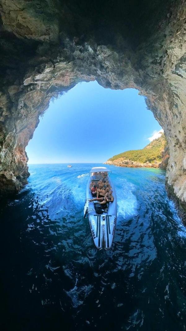 himara himarë albania cruises tours boat