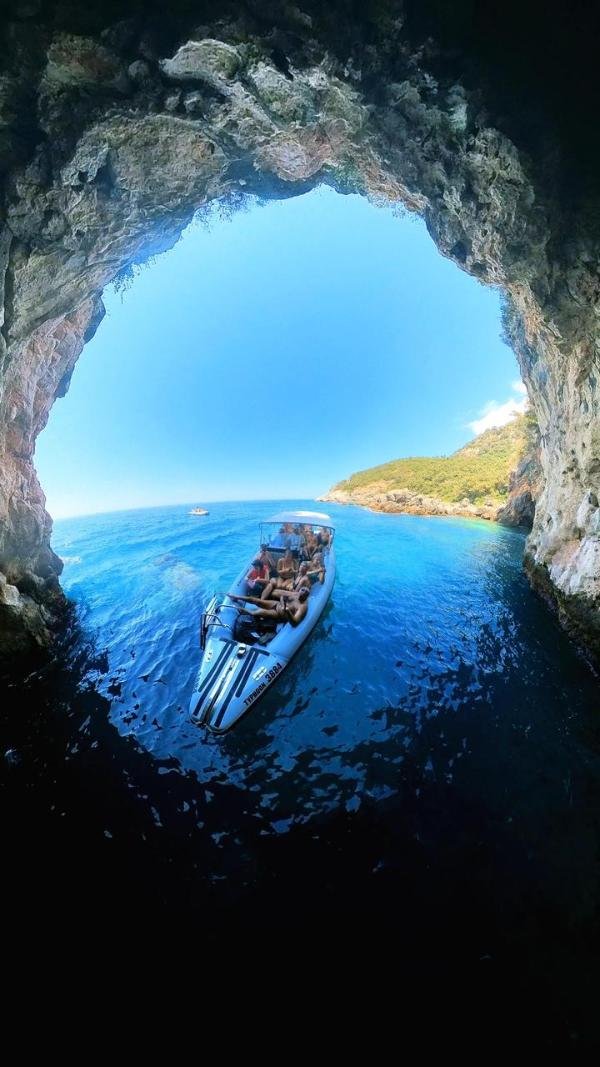 himara himarë albania cruises tours boat